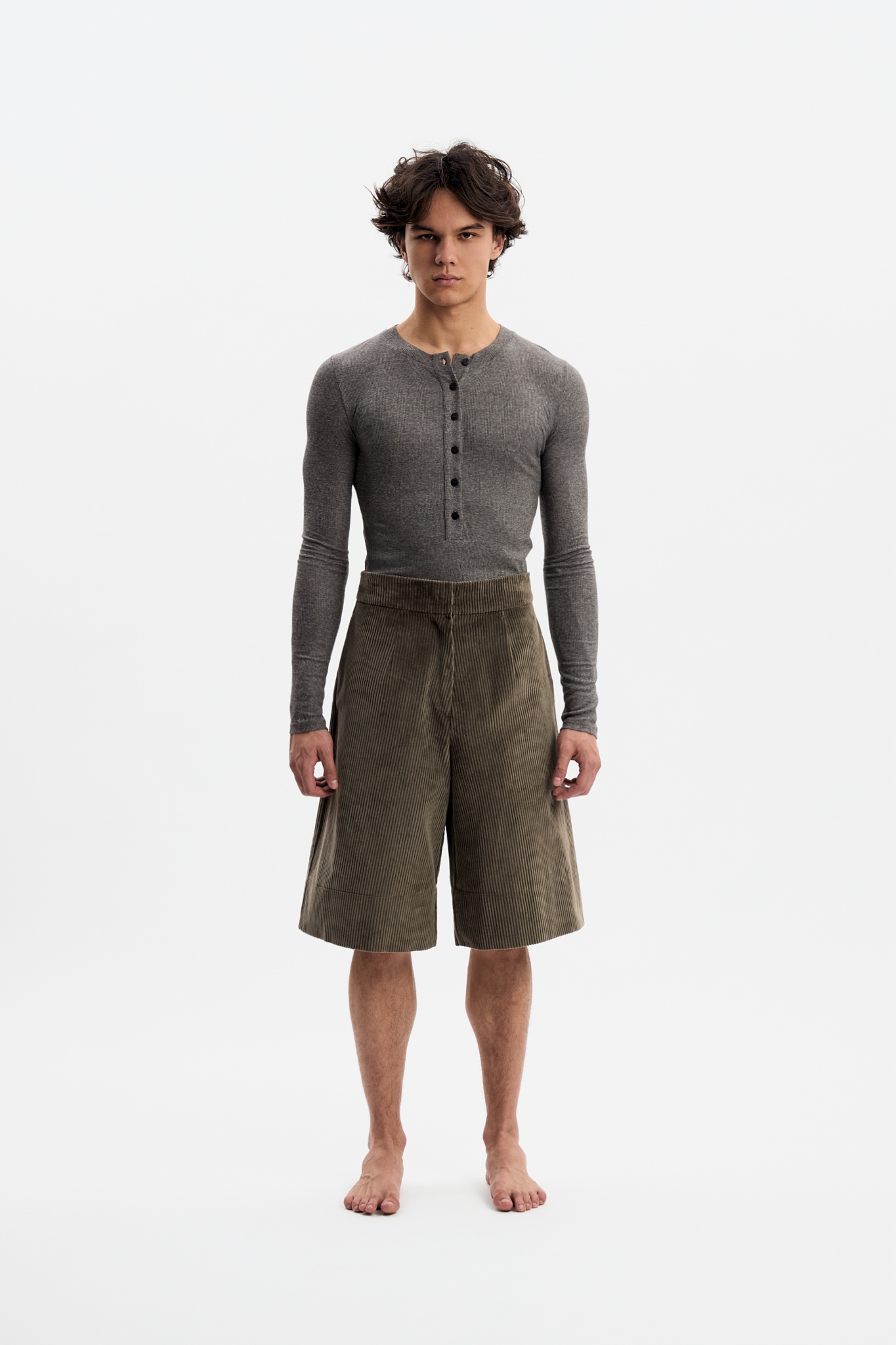 Short en velours côtelé